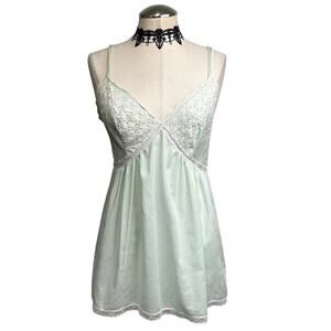 Dainty VIntage Embroidered Babydoll Fairy Core Coquette Mint Cami Small